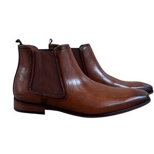 GUESS Brown Leather Chelsea Boot